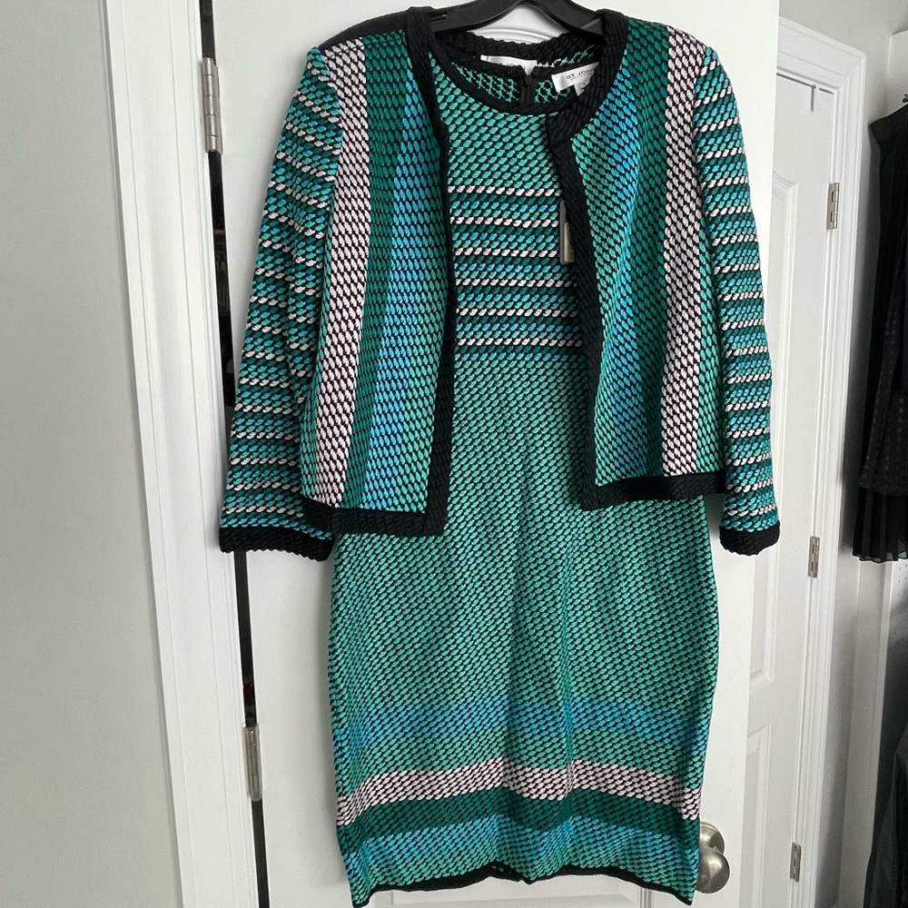 St. John Collection Multicolor 2 piece